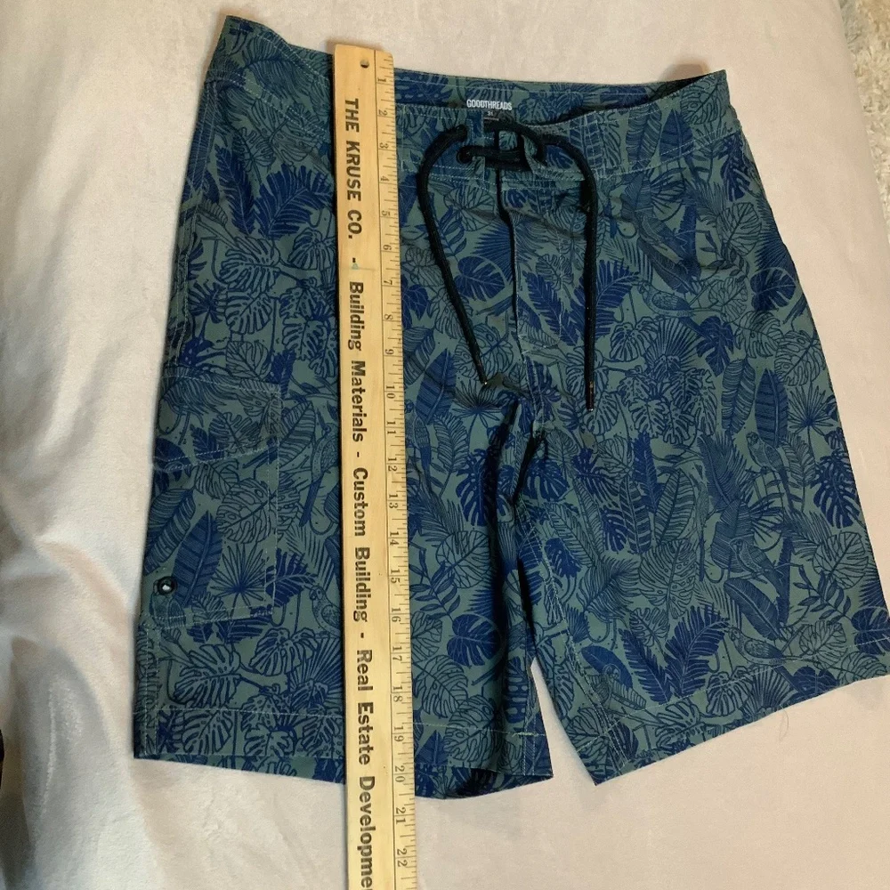 Goodthreads Blue Green 31 Board shorts Swim Boat Surf Coastal Cottagecore